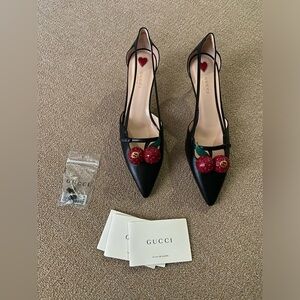 Gucci Leather Cherry Pump Size 41 = US 11